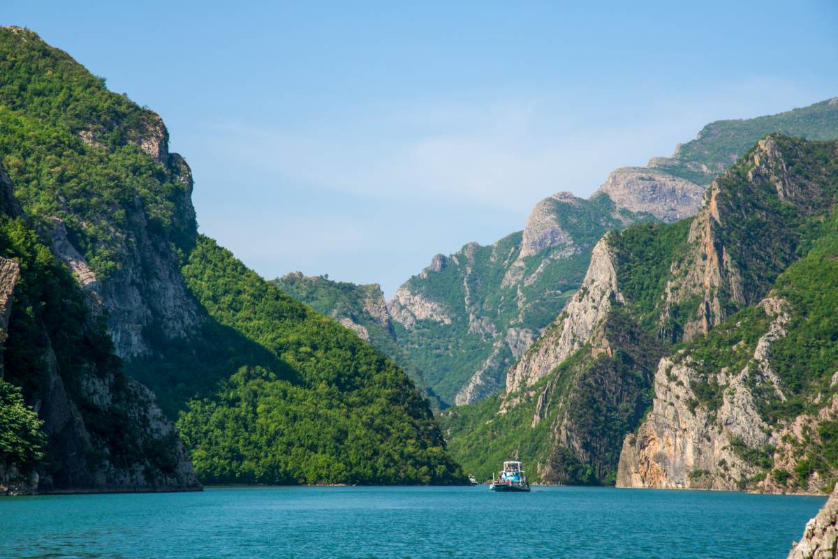 Komani Lake